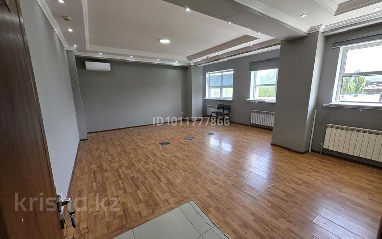 Кеңселер · 40 м², бағасы: 350 000 ₸ в Алматы, Медеуский р-н — фото 2