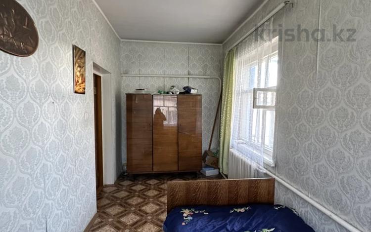 3-бөлмелі пәтер · 54 м² · 2/5 қабат, 2 ш/а., Бр Жубановых 296/2, бағасы: 27 млн ₸ в Актобе, мкр 8 — фото 2