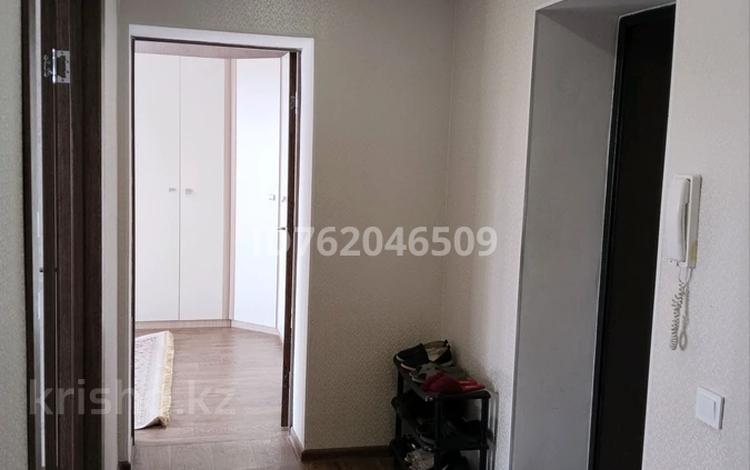 2-бөлмелі пәтер · 54.9 м² · 9/10 қабат, Жамбыл 40/1 — Пересечение улиц Жамбыла и С. Датова, Автопарк, ЦОН, Т/Д Променад, бағасы: 18 млн ₸ в Уральске — фото 2