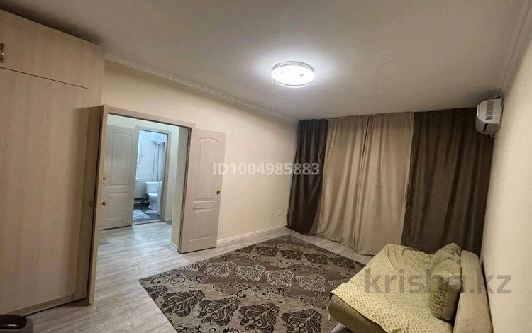 1-бөлмелі пәтер · 42 м² · 7/9 қабат, Карагайлы 113, бағасы: 160 000 ₸ в Семее — фото 2