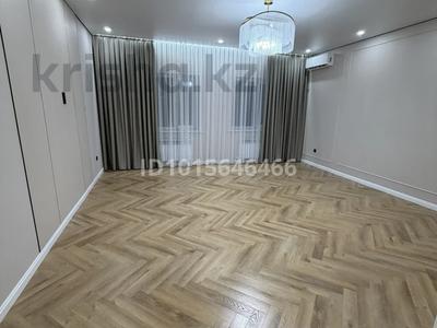 3-комнатная квартира · 110 м² · 4/5 этаж, мкр. Алтын орда, саздинское 228/58 за ~ 45 млн ₸ в Актобе