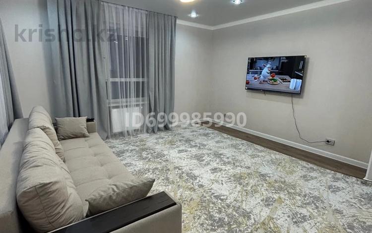 2-комнатная квартира · 53 м² · 11/12 этаж, мкр Гажайып 10/13 — Бауыржан Момушылы за 300 000 ₸ в Алматы, Алатауский р-н — фото 4