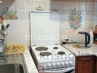 4-бөлмелі пәтер · 61.5 м² · 4/5 қабат, Майкудук, Майкудук, 16й микрорайон 33 — Ясли сад .дүкен.аптека.тд Real, бағасы: 15 млн ₸ в Караганде, Алихана Бокейханова р-н