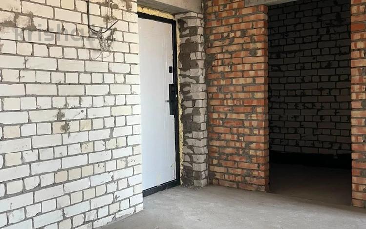 1-комнатная квартира · 41.5 м² · 1/3 этаж, Шапета Коспанова 15 за 14.1 млн ₸ в Уральске — фото 2