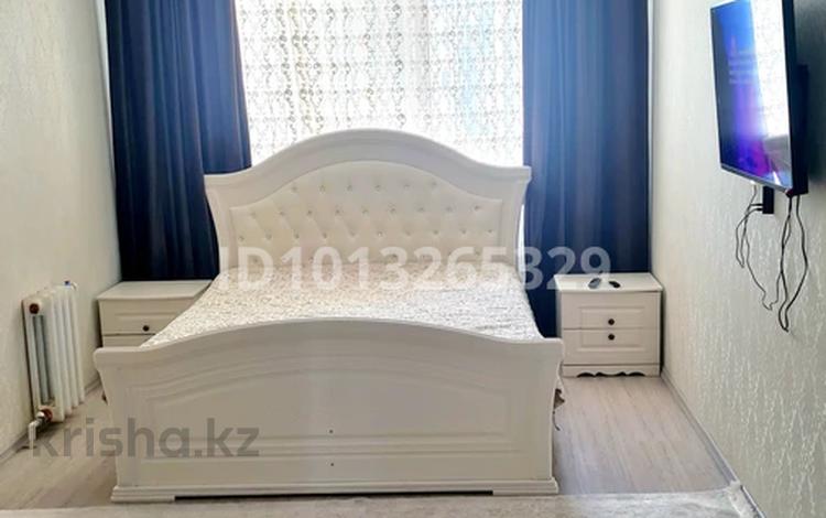 1-комнатная квартира · 57 м² · 5/9 этаж, мкр Кадыра Мырза-Али 11 за 2 000 ₸ в Уральске — фото 9