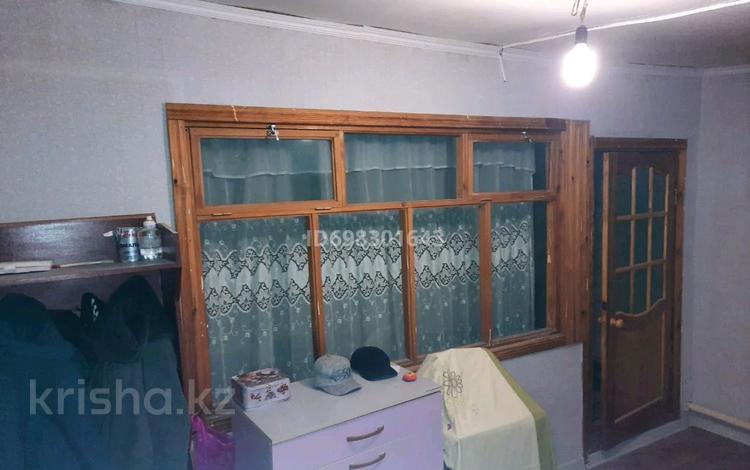 3-комнатная квартира · 70 м² · 1 этаж, Абай 37 — Находится возле базара за 6 млн ₸ в Жанаозен — фото 2