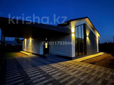 Отдельный дом · 4 комнаты · 150 м² · 7.5 сот., Мичурино озёрная за 82 млн ₸ в Костанае