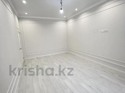 3-комнатная квартира · 80.5 м² · 2/9 этаж, Кумисбекова 4 — Кумисбекова Абая за 49.9 млн 〒 в Астане, Сарыарка р-н