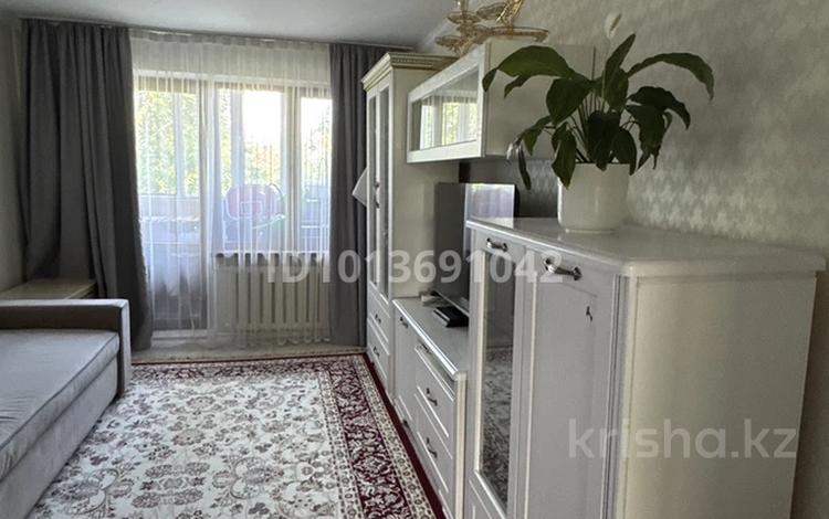 3-бөлмелі пәтер · 60 м² · 5/5 қабат, мкр Алатау (ИЯФ) 20, бағасы: 32 млн ₸ в Алматы, Медеуский р-н — фото 2