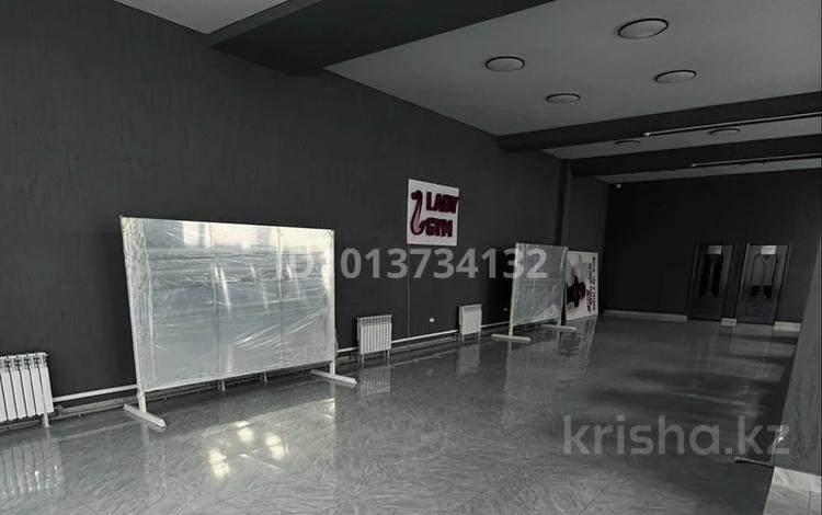 Свободное назначение · 75 м² за 225 000 ₸ в Шымкенте, Аль-Фарабийский р-н — фото 2