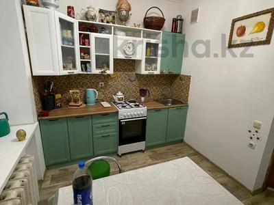 2-бөлмелі пәтер, 60 м², 1/3 қабат, Пушкина 183, бағасы: 17 млн 〒 в Костанае