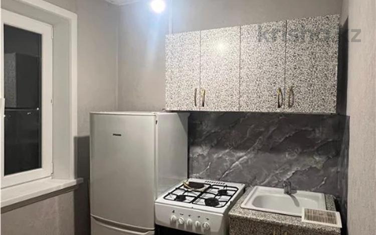 2-бөлмелі пәтер · 46 м² · 2/5 қабат, 15-шағынаудан, бағасы: 8.8 млн ₸ в Караганде, Алихана Бокейханова р-н — фото 6