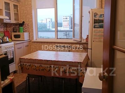 2-бөлмелі пәтер · 60.3 м² · 4/6 қабат, Центральный ш/а., Қ.Ерниязова 18, бағасы: 27 млн ₸ в Атырау, мкр Центральный