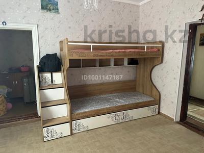 Отдельный дом · 8 комнат · 180 м² · 6 сот., Сазда-1, Тайбекова 69 за 55 млн 〒 в Актобе