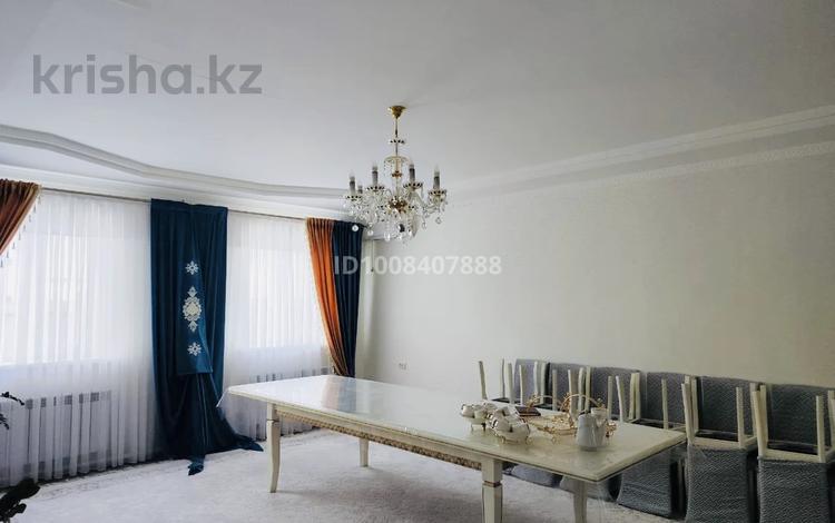 Жеке үй · 4 бөлме · 160.4 м² · 900 жүзд., Жұлдыз ш/а., Қажым Жұмалиев 34 — 11 көше, бағасы: 26 млн ₸ в Атырау, мкр Жулдыз — фото 2