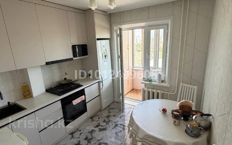 3-бөлмелі пәтер · 70 м² · 9/10 қабат, Жанасемейская 31, бағасы: 30 млн ₸ в Семее — фото 17