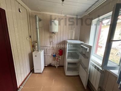 Жеке үй · 2 бөлме · 53 м² · 3 жүзд., Сарықамыс ш/а., Малика габдулина 17 — Отбасы маркет мкрГаухартас, бағасы: 120 000 ₸ в Атырау, мкр Сарыкамыс