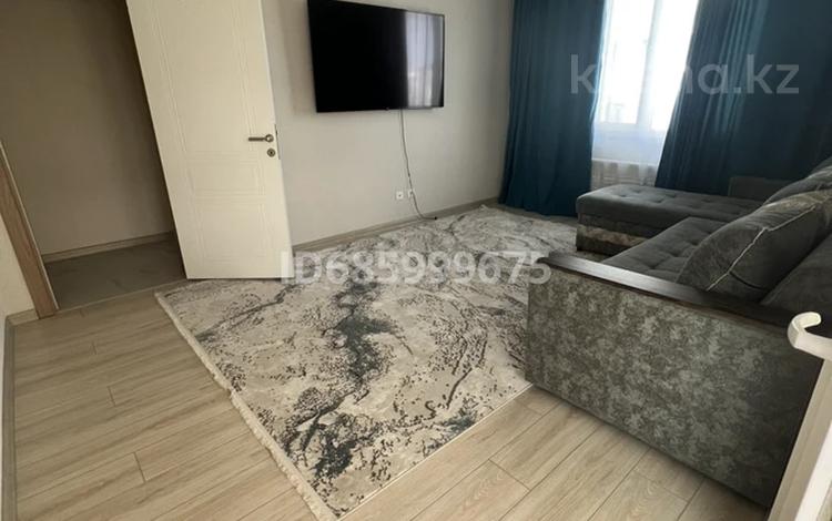 2-комнатная квартира · 70 м² · 8/10 этаж, Куаныша Толеметова за 38 млн ₸ в Шымкенте, Абайский р-н — фото 2