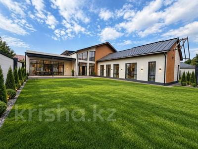Отдельный дом · 8 комнат · 900 м² · 14 сот., Алдар косе 75 за 1.5 млрд ₸ в Алматы, Медеуский р-н