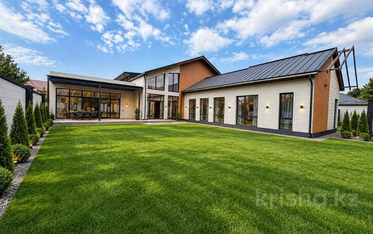 Отдельный дом · 8 комнат · 900 м² · 14 сот., Алдар косе 75 за 1.5 млрд ₸ в Алматы, Медеуский р-н — фото 8