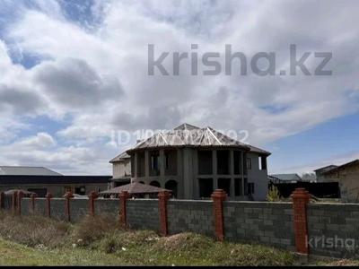 Отдельный дом · 8 комнат · 400 м² · 18 сот., Сарарқа 9а за 25 млн 〒 в 