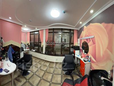 Магазины и бутики, салоны красоты, медцентры и аптеки · 91 м² за 31 млн 〒 в Таразе