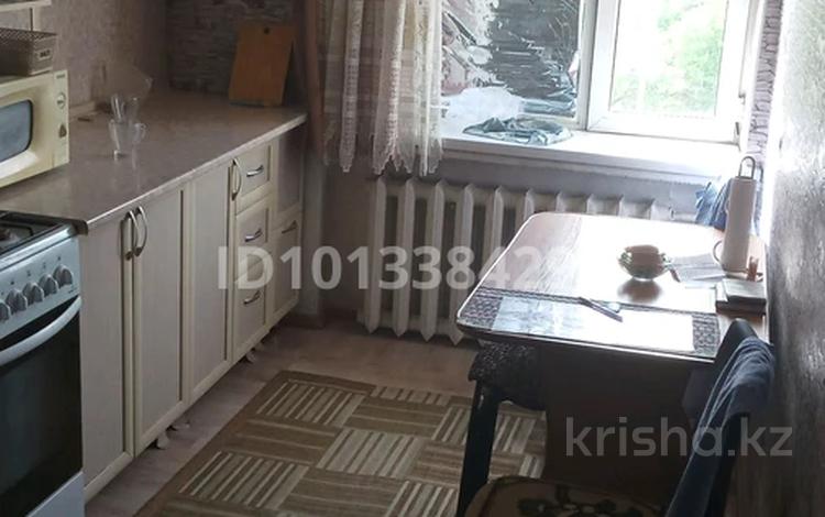 2-бөлмелі пәтер · 49 м² · 4/5 қабат, самал 18, бағасы: 16 млн ₸ в Талдыкоргане, мкр Самал — фото 2