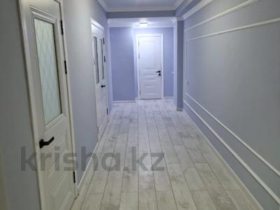 3-комнатная квартира, 79 м², 4/9 этаж, мкр Нурсат, мкр Нурсат 1 за 30 млн 〒 в Шымкенте, Каратауский р-н