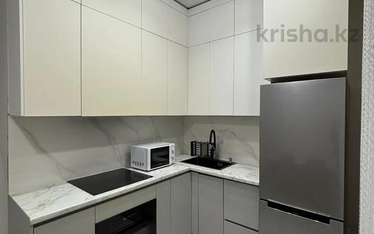 2-комнатная квартира · 56.3 м² · 9/10 этаж, Казбек би 37 — ВЫГОДНАЯ ЦЕНА за 39.9 млн ₸ в Астане, Нура р-н — фото 2