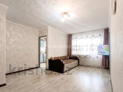 2-комнатная квартира · 45 м² · 5/5 этаж, Майкудук, Майкудук, 14й микрорайон 8 за 8.5 млн 〒 в Караганде, Алихана Бокейханова р-н