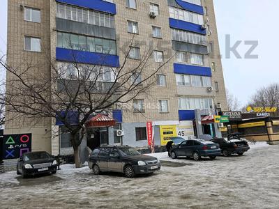 2-комнатная квартира, 50 м², 2/9 этаж, Шокан Уалиханова 32 за 12.3 млн 〒 в Актобе