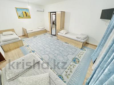 1-комнатная квартира · 45 м² · 1/1 этаж, Кудас Жунисбеков — Квартира Халял. Не далеко от Керуен сарай, Мавзолея за 8 000 ₸ в Туркестане