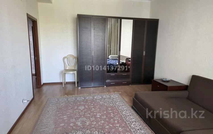 2-комнатная квартира · 75 м² · 3/11 этаж, мкр Жетысу-3 64 за 370 000 ₸ в Алматы, Ауэзовский р-н — фото 2