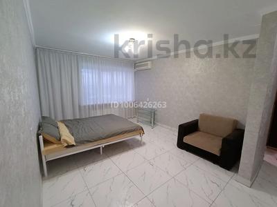 3-бөлмелі пәтер · 60 м² · 9/9 қабат, Назарбаева 247, бағасы: 14.5 млн ₸ в Уральске