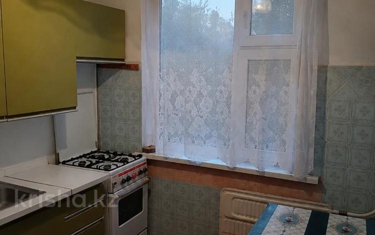 4-комнатная квартира · 60 м² · 4/5 этаж, Ружейникова — Ремзавод за 130 000 ₸ в Уральске — фото 2