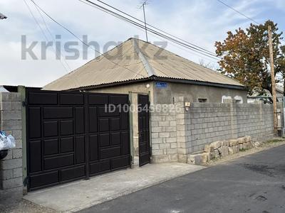 Отдельный дом · 4 комнаты · 124 м² · 7.5 сот., Баубека Булкышева 5 — Восточно-Семафорный переулок 5 за 25 млн 〒 в Таразе