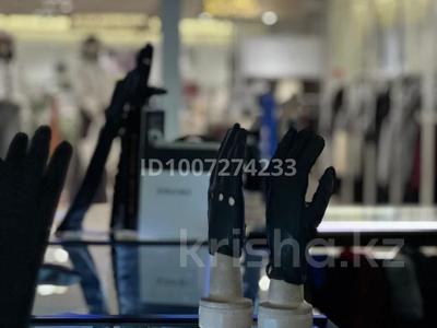 Реализация изделий из натуральной кожи- ремни, перчатки. · 6 м² за 3 млн 〒 в Костанае