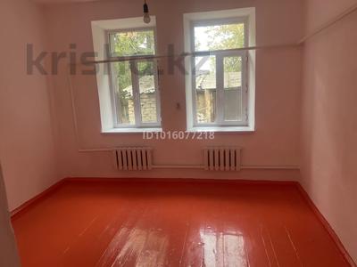 3-комнатная квартира · 65 м² · 1/2 этаж, Хлоп завод 13 за 90 000 ₸ в Шымкенте, Аль-Фарабийский р-н