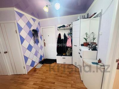 Продажа квартир в Карагандинской обл.: 3-комнатная квартира · 62 м² · 5/5 этаж, Майкудук, 18й микрорайон 23 за 15.8 млн 〒 3-комнатная квартира · 62 м² · 5/5 этаж, Майкудук, 18й микрорайон 23 за 15.8 млн 〒 в Караганде, Алихана Бокейханова р-н