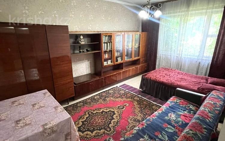 1-комнатная квартира · 42 м² · 2/5 этаж, мкр Аксай-4 41 — Момышулы - Жубанова