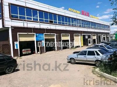 Свободное назначение, офисы, магазины и бутики, склады, общепит, салоны красоты, фитнес и спорт, медцентры и аптеки, образование, развлечения, конференц-залы, кабинеты и рабочие места, студии · 200 м² за 200 000 〒 в Уральске, мкр. Зачаганск пгт