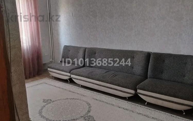 2-бөлмелі пәтер · 54 м² · 3/5 қабат, Водник 1 16 — Водник 1, бағасы: 180 000 ₸ в Боралдае (Бурундай), мкр Водник-1 — фото 2