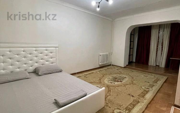 1-комнатная квартира · 42 м² · 4/7 этаж, 4-й мкр 2 — 5- микрорайон за 1 000 〒 в Актау — фото 2