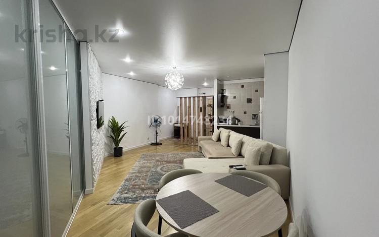 2-бөлмелі пәтер · 50 м² · 7/14 қабат, Алмагүл ш/а., Хусаинова 225, бағасы: 43.9 млн ₸ в Алматы, Бостандыкский р-н — фото 2