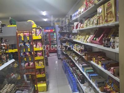 Аренда коммерческой недвижимости в Шымкенте: Магазины и бутики · 90 м² за 350 000 〒 Магазины и бутики · 90 м² за 350 000 〒 в Шымкенте, Аль-Фарабийский р-н