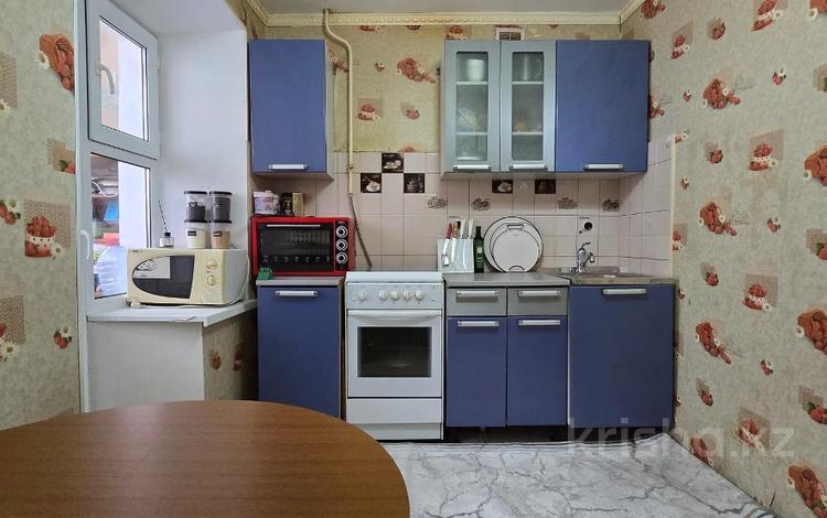 2-комнатная квартира · 43.5 м² · 1/6 этаж, Жилгородок за 11 млн 〒 в Актобе — фото 8