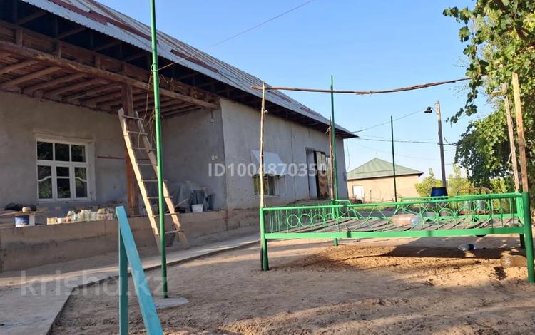 Отдельный дом · 4 комнаты · 120 м² · 15 сот., Әділет көшесі 46 — Туркистан обл Келесі ауданы Біртілек округ Димитров бөлімшесі уч Амангелді Әділет көшесі 46 үйі за 12 млн ₸ в Абай — фото 2
