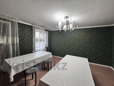 3-бөлмелі пәтер · 73.5 м² · 4/10 қабат, Юго-Восток ш/а., Гапеева — Гапеева, 30 микрорайон, Муканова, бағасы: 30 млн ₸ в Караганде, Казыбек би р-н
