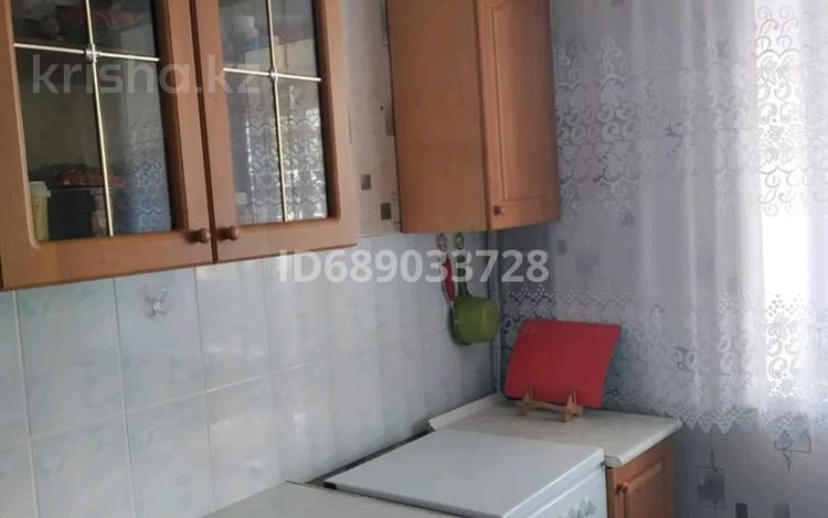 3-комнатная квартира · 74 м² · 4/9 этаж, 11 мкр 7 за 18 млн ₸ в Лисаковске — фото 8