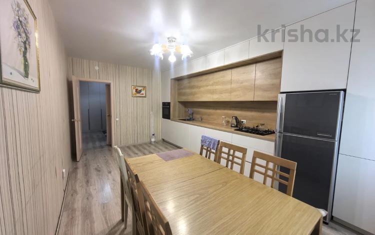 4-бөлмелі пәтер · 122 м² · 4/6 қабат, Юбилейный 21 — Костанай Плаза, бағасы: 320 000 ₸ — фото 2